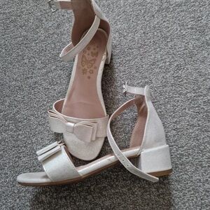 Elegant White Women's Sandals
